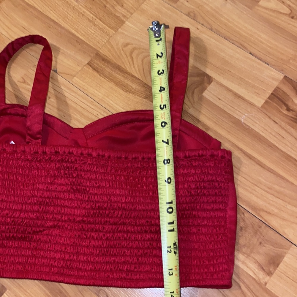 Red Halter Crop Top  size large NWT BOG - Picture 6 of 7
